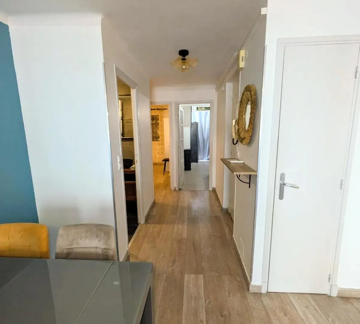 Antibes Centre, Joli 3 Pieces Apartment